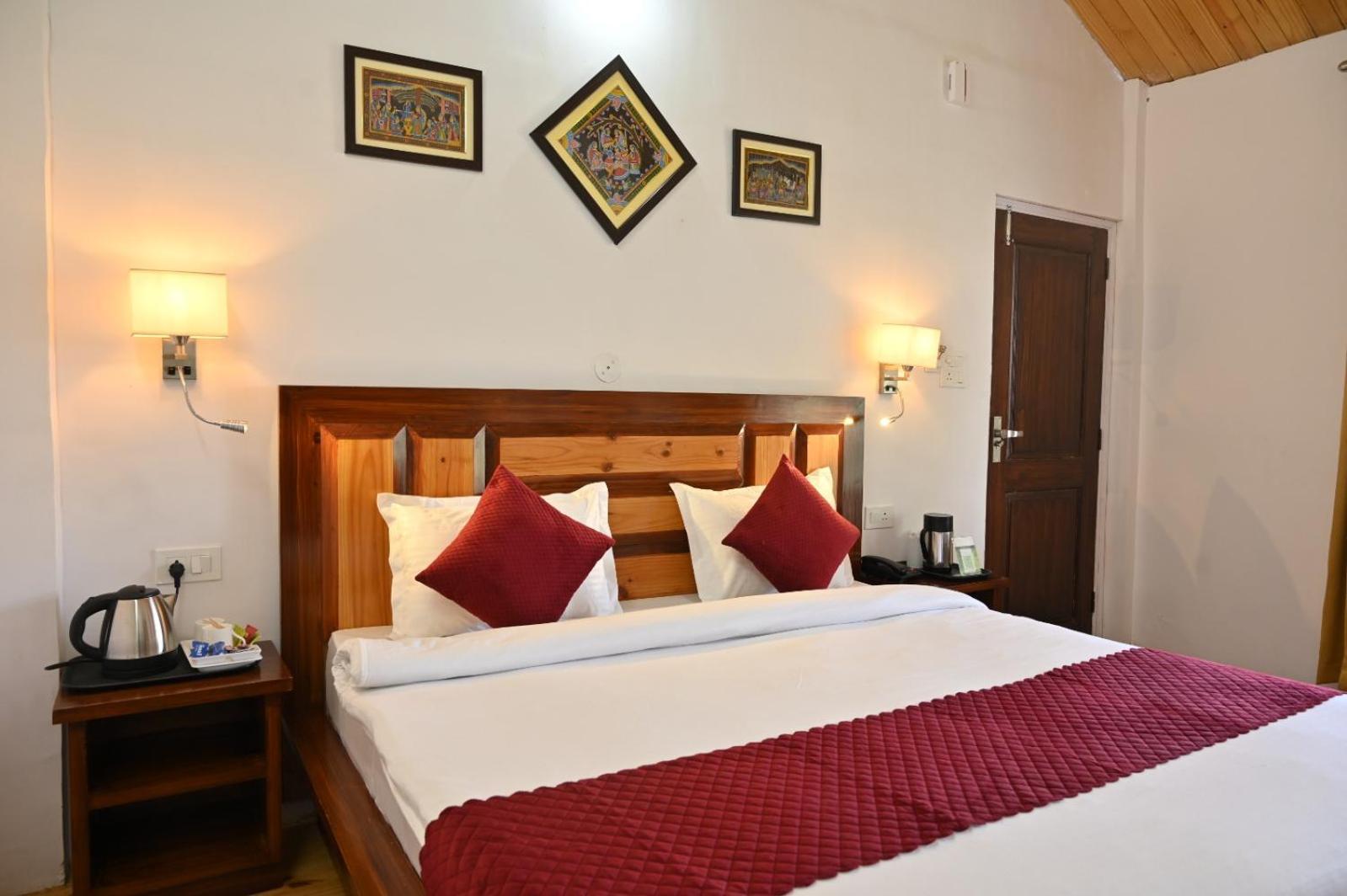 Rainbow Resorts Solan Exteriör bild